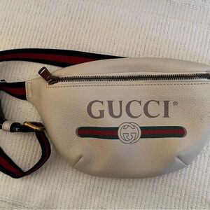 Gucci Cream Leather Logo Belt Bag with Red-Green Web Strap